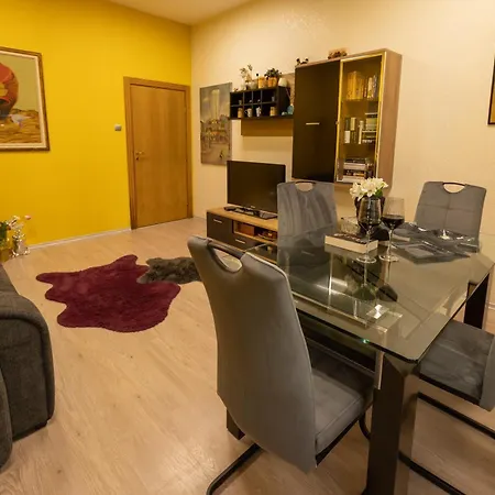 Arte Vitosha Blvd Apartment